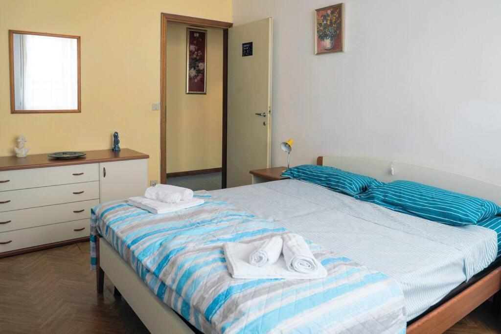 Blu Kobler - Ampio Appartamento Fronte Mare Lido di Jesolo Exterior photo